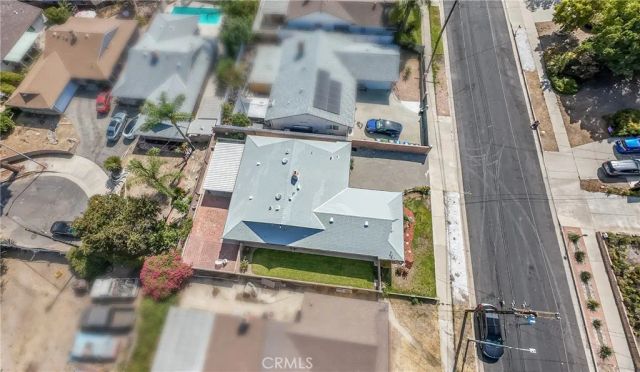 8127 Grove Street, Sunland, CA 91040
