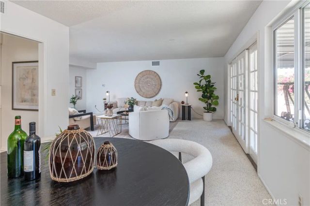 8127 Grove Street, Sunland, CA 91040