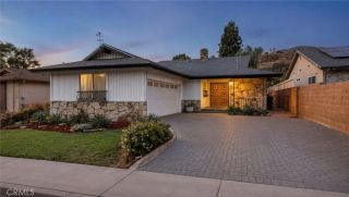 8127 Grove Street, Sunland, CA 91040
