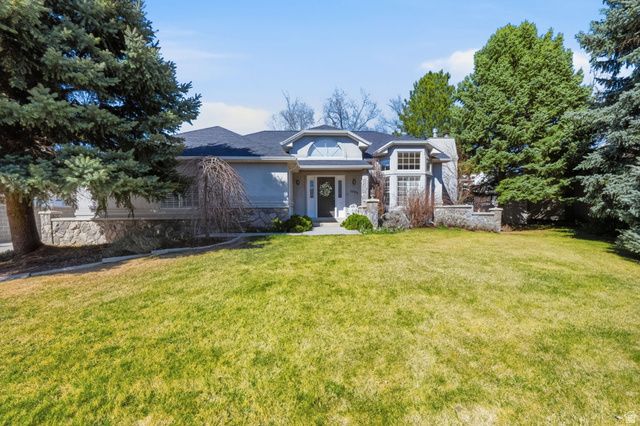 1093 E BIRCHBROOK CIR, Cottonwood Heights, UT 84047