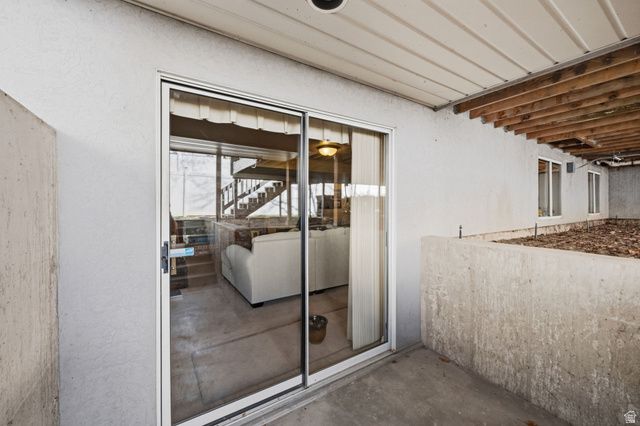 1093 E BIRCHBROOK CIR, Cottonwood Heights, UT 84047