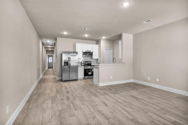 496B Golden Street B, Willis, TX 77378