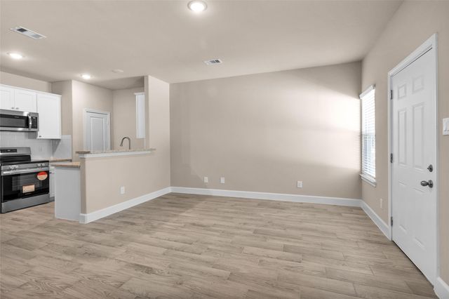 496B Golden Street B, Willis, TX 77378