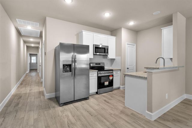 496B Golden Street B, Willis, TX 77378