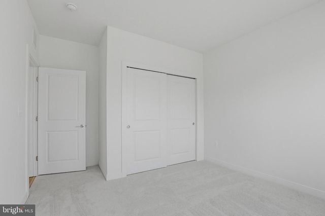 16096 FREDERICK RD, Rockville, MD 20850