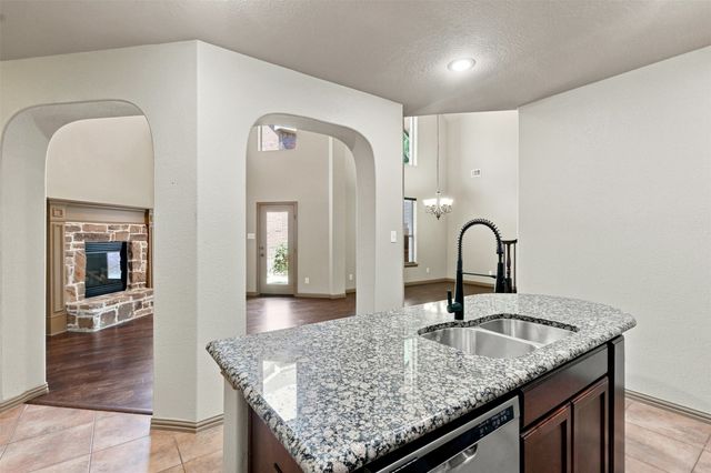 6918 Nava, Grand Prairie, TX 75054