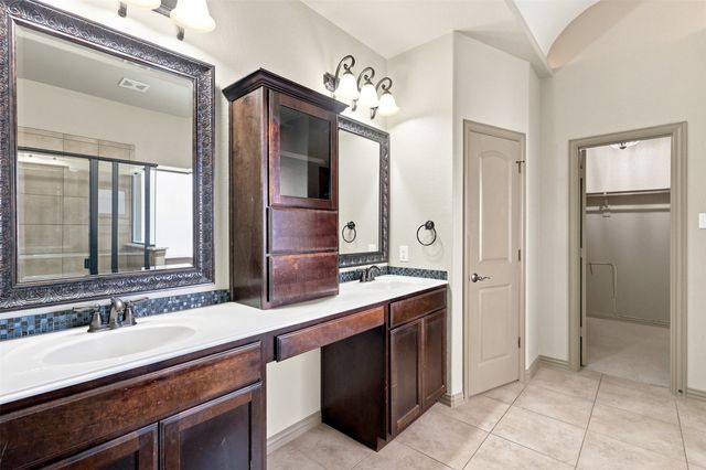 6918 Nava, Grand Prairie, TX 75054