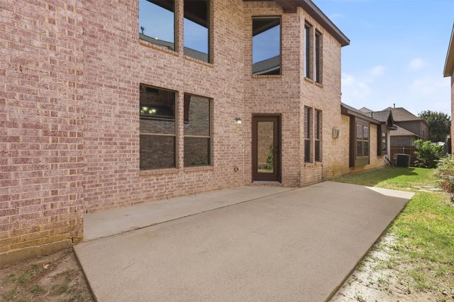 6918 Nava, Grand Prairie, TX 75054