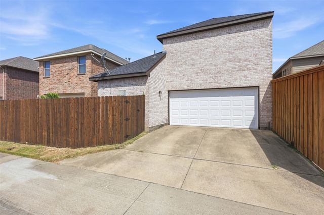 6918 Nava, Grand Prairie, TX 75054