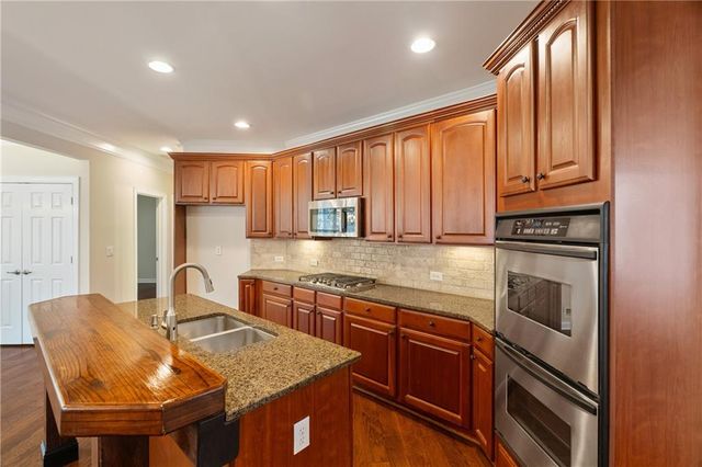 1620 Belmont Hills Drive, Suwanee, GA 30024