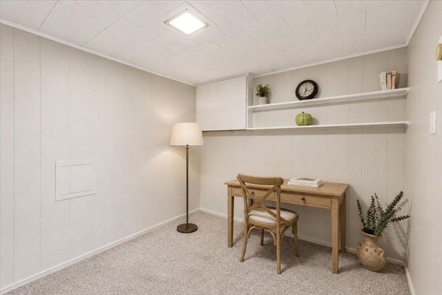 32 Essex Road, Sharon, MA 02067
