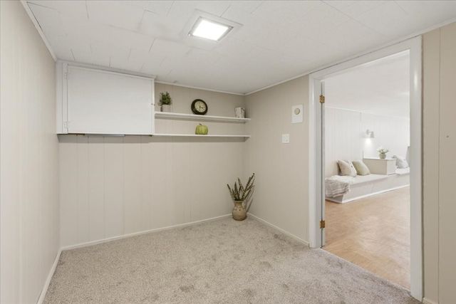 32 Essex Road, Sharon, MA 02067