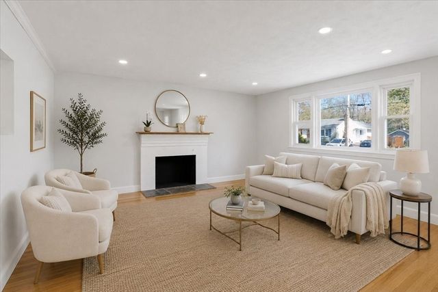 32 Essex Road, Sharon, MA 02067