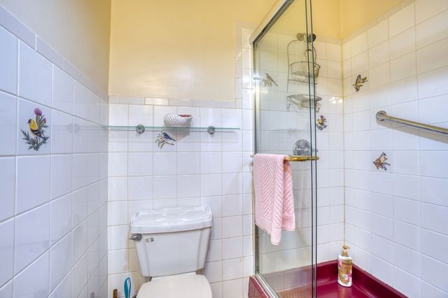 48-11 37th Street, New York City, NY 11101