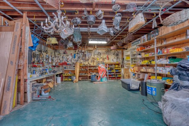 48-11 37th Street, New York City, NY 11101