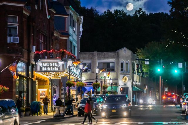 4 Lighthouse Landing 204, Sleepy Hollow, NY 10591