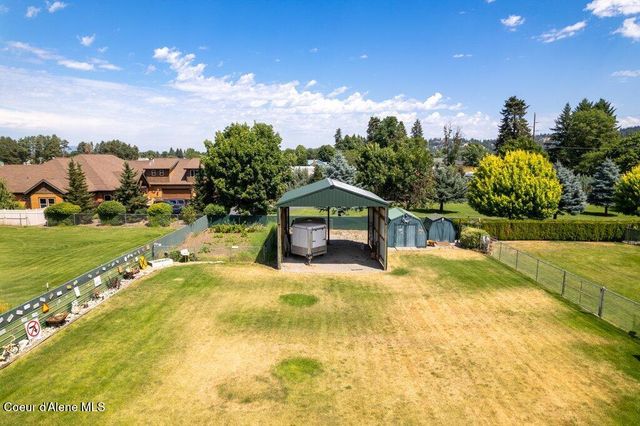 5687 N 15th ST, Dalton Gardens, ID 83815