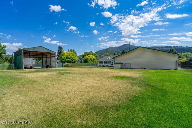 5687 N 15th ST, Dalton Gardens, ID 83815