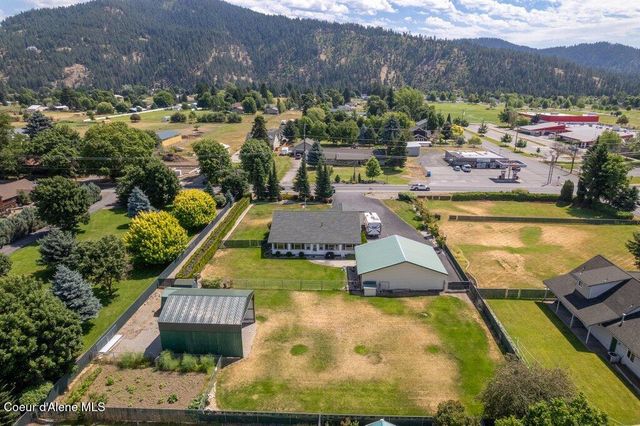 5687 N 15th ST, Dalton Gardens, ID 83815