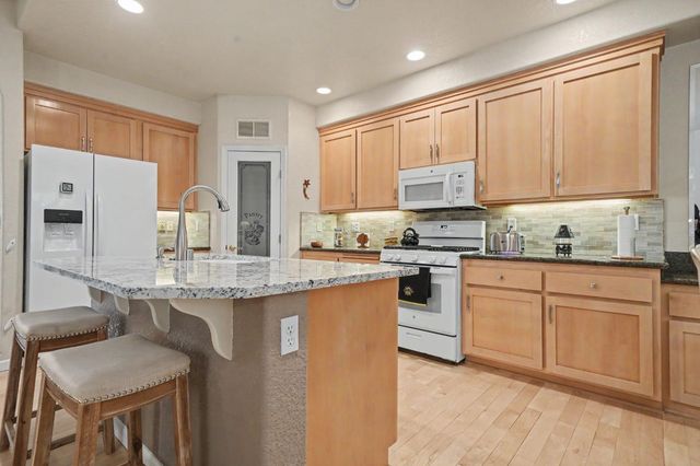 22590 Rocky Ln, Pioneer, CA 95666