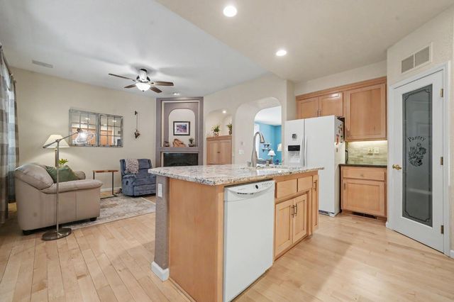 22590 Rocky Ln, Pioneer, CA 95666