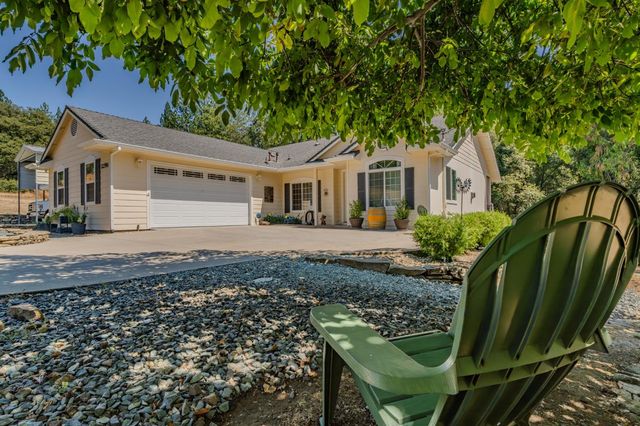 22590 Rocky Ln, Pioneer, CA 95666