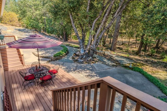 22590 Rocky Ln, Pioneer, CA 95666