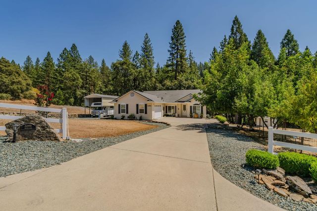 22590 Rocky Ln, Pioneer, CA 95666