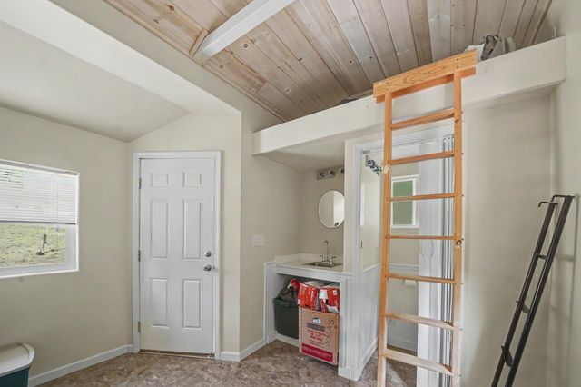 22590 Rocky Ln, Pioneer, CA 95666