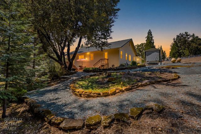 22590 Rocky Ln, Pioneer, CA 95666
