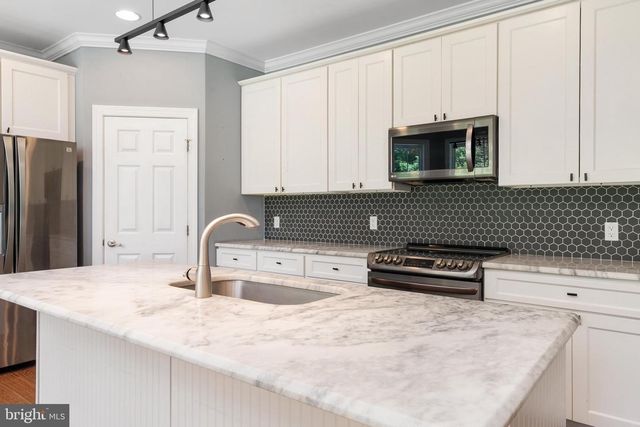 416 MILL SWAMP RD, Edgewater, MD 21037