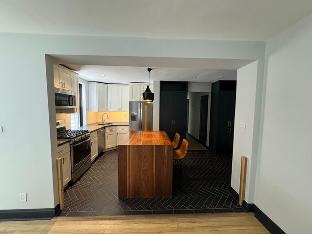 302 96th Street 1-P, New York City, NY 11209