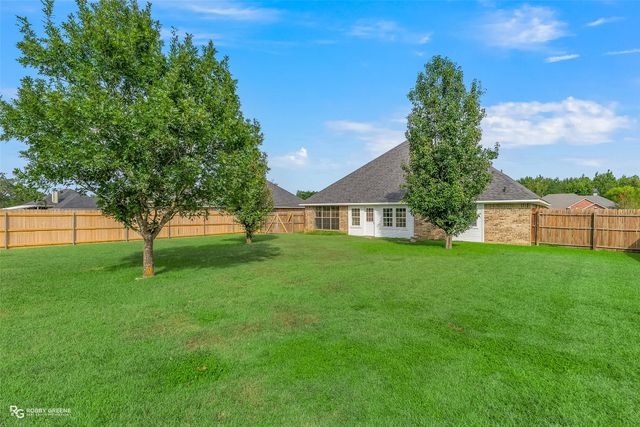 9846 Freedoms Way, Keithville, LA 71047