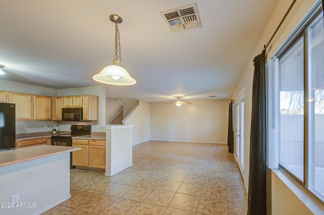 11331 W BRITTLEWOOD Drive, Phoenix, AZ 85037