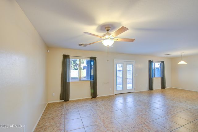11331 W BRITTLEWOOD Drive, Phoenix, AZ 85037