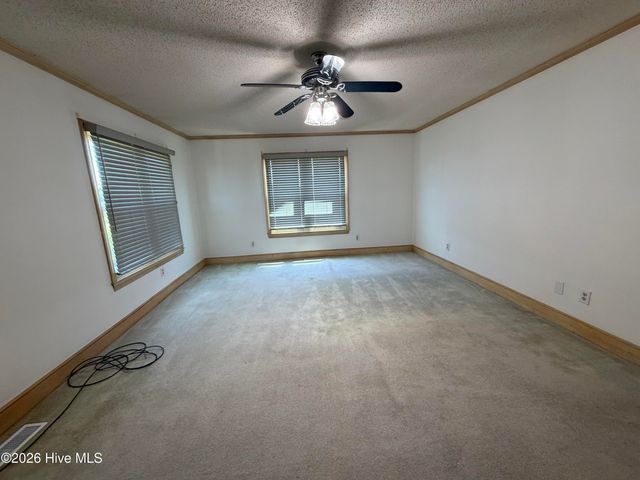 1437 Louie Pollock Road, La Grange, NC 28551