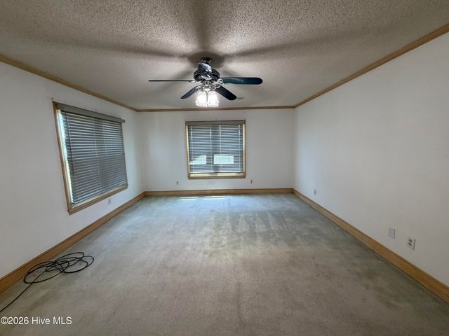 1437 Louie Pollock Road, La Grange, NC 28551