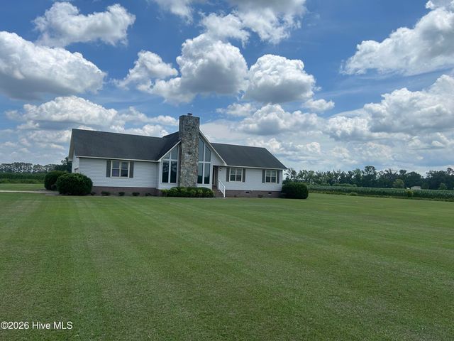 1437 Louie Pollock Road, La Grange, NC 28551