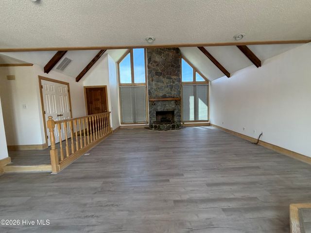 1437 Louie Pollock Road, La Grange, NC 28551
