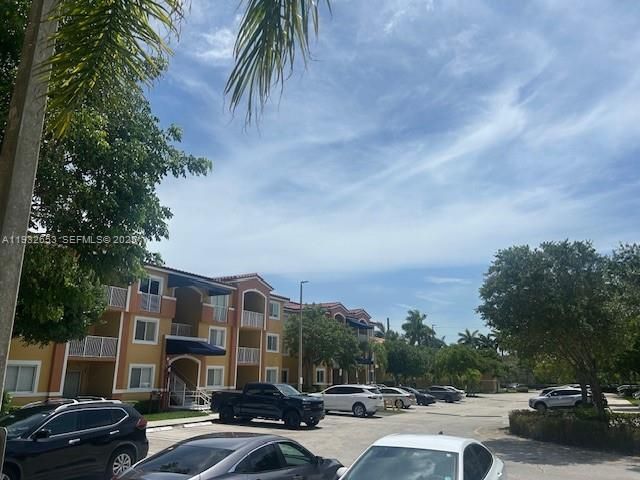 20950 SW 87th Ave 203, Cutler Bay, FL 33189
