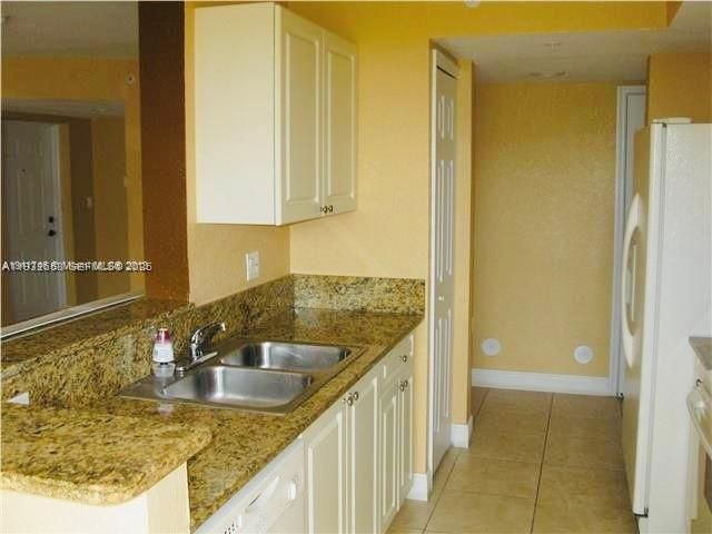 20950 SW 87th Ave 203, Cutler Bay, FL 33189