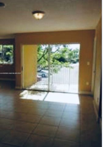 20950 SW 87th Ave 203, Cutler Bay, FL 33189