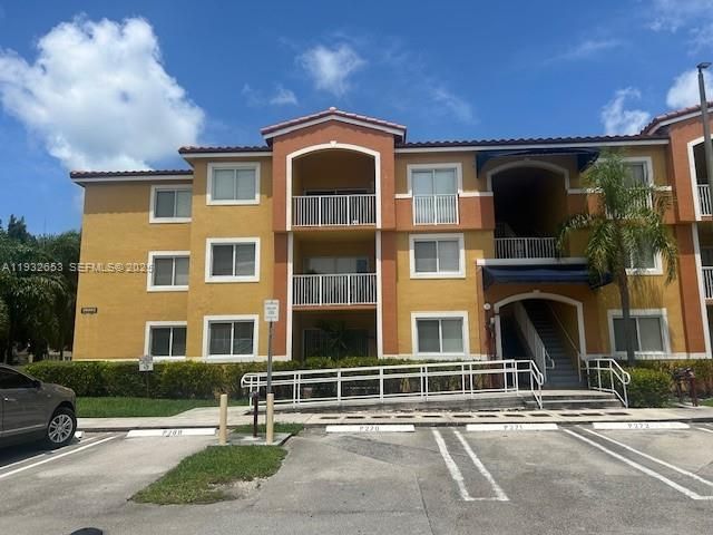 20950 SW 87th Ave 203, Cutler Bay, FL 33189