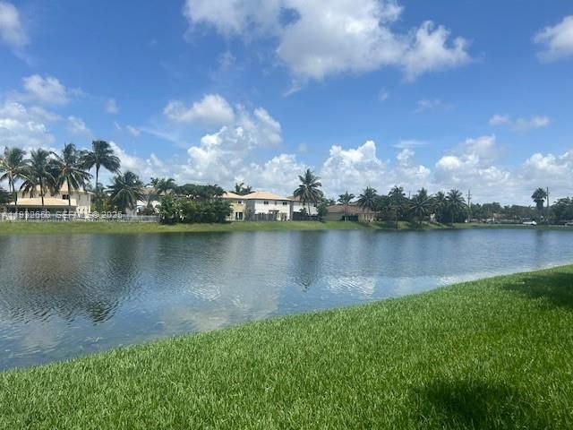 20950 SW 87th Ave 203, Cutler Bay, FL 33189