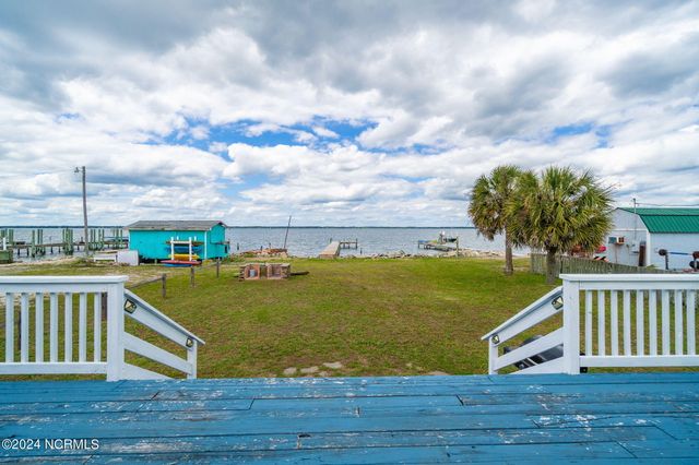 1096 Salter Path Road, Salter Path, NC 28512