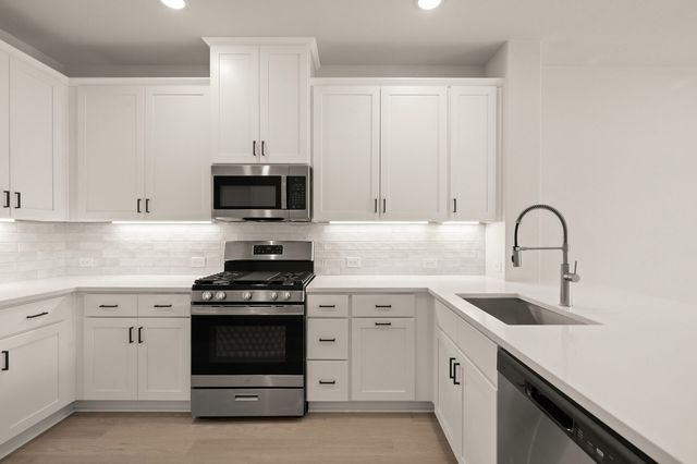1821 Summer Aura, Mesquite, TX 75181