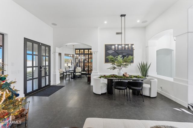 18190 W SANTA ALBERTA Lane, Goodyear, AZ 85338