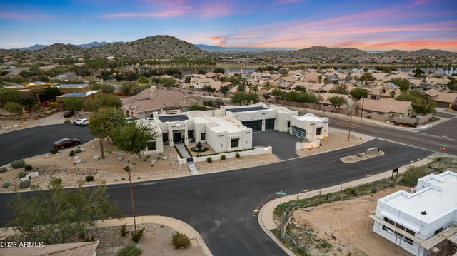 18190 W SANTA ALBERTA Lane, Goodyear, AZ 85338