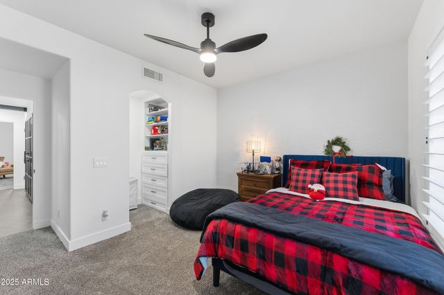 18190 W SANTA ALBERTA Lane, Goodyear, AZ 85338