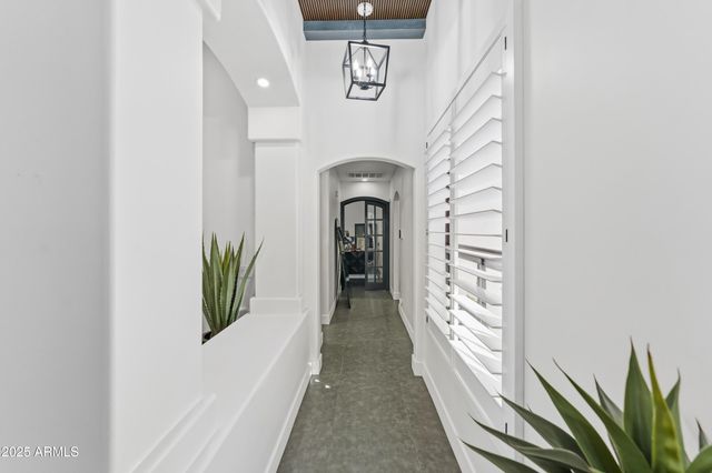 18190 W SANTA ALBERTA Lane, Goodyear, AZ 85338